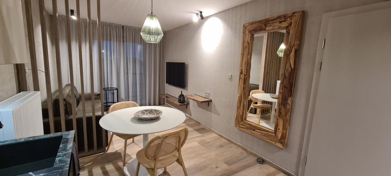 Apartamenty Zurawia 18 コウォブジェク エクステリア 写真